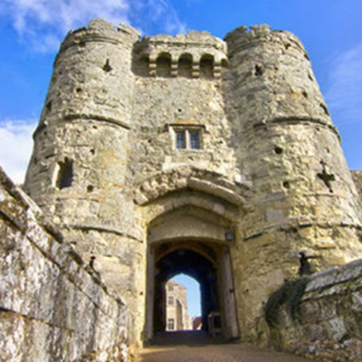 Places to go on your holiday - Carisbrooke Castle  Image